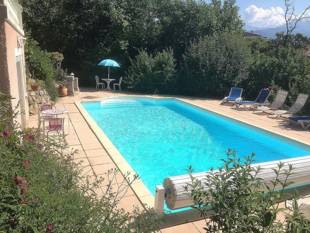 Studio Independant Dans Villa Avec Piscine A Гап Екстер'єр фото